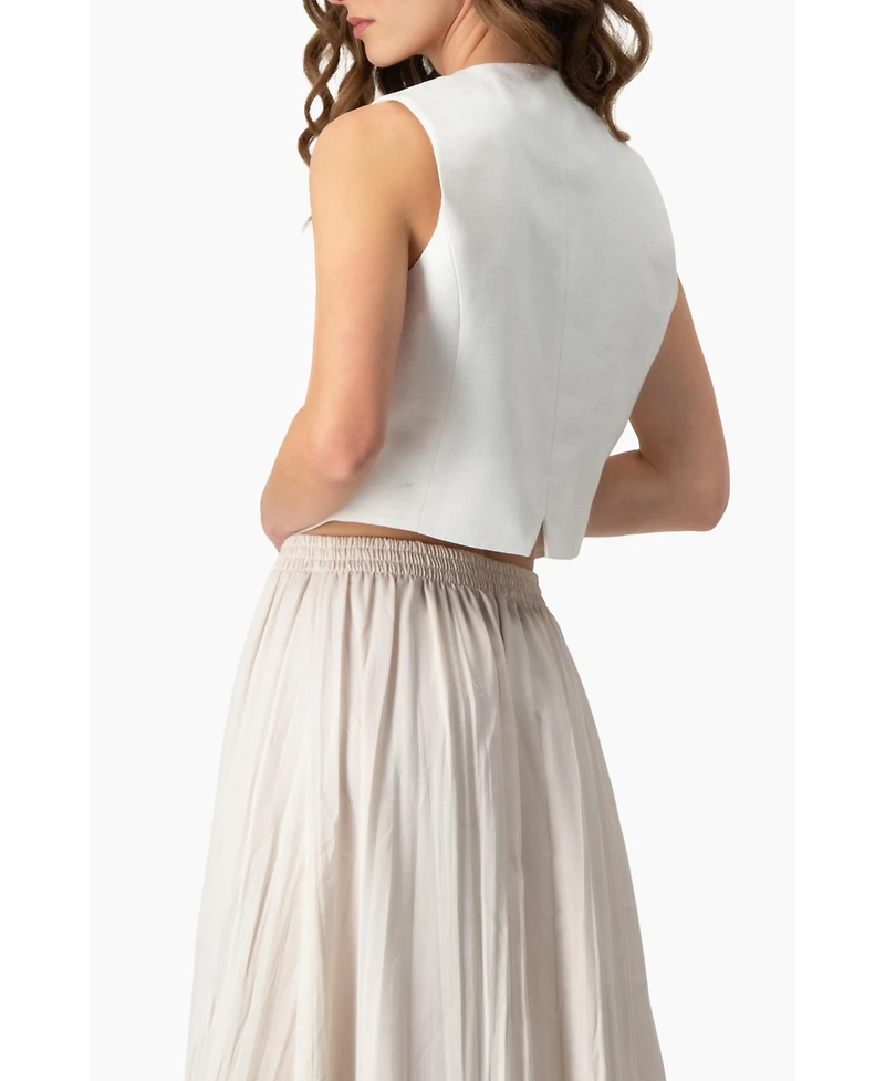 Ivonne Women's Short Vest with Simulated Pockets