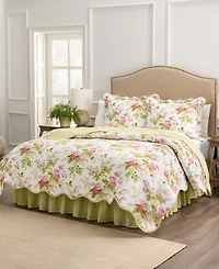 Waverly Emma's Garden Cotton 4-Pc. Quilt Set