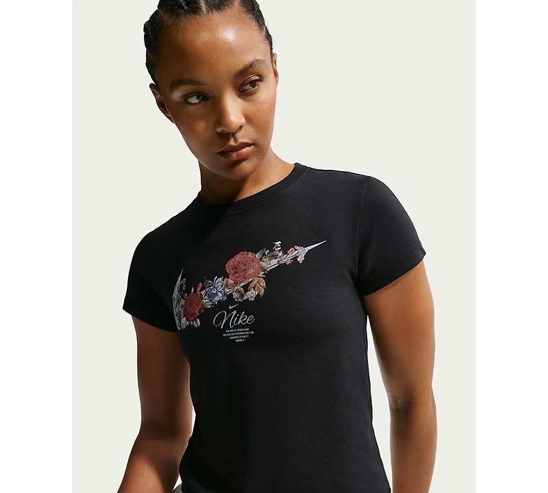 Nike Women's Sportswear Chill Knit Slim Cropped T-Shirt