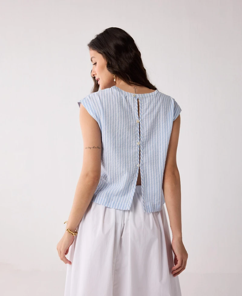 Reistor Women's Button-Back Crew Neck Top