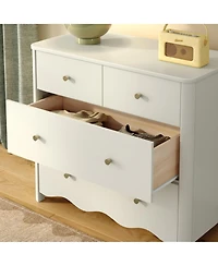 Max and Lily Sutton 4 Drawer Dresser