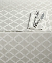 Lenox Laurel Leaf 70" x 122" Tablecloth
