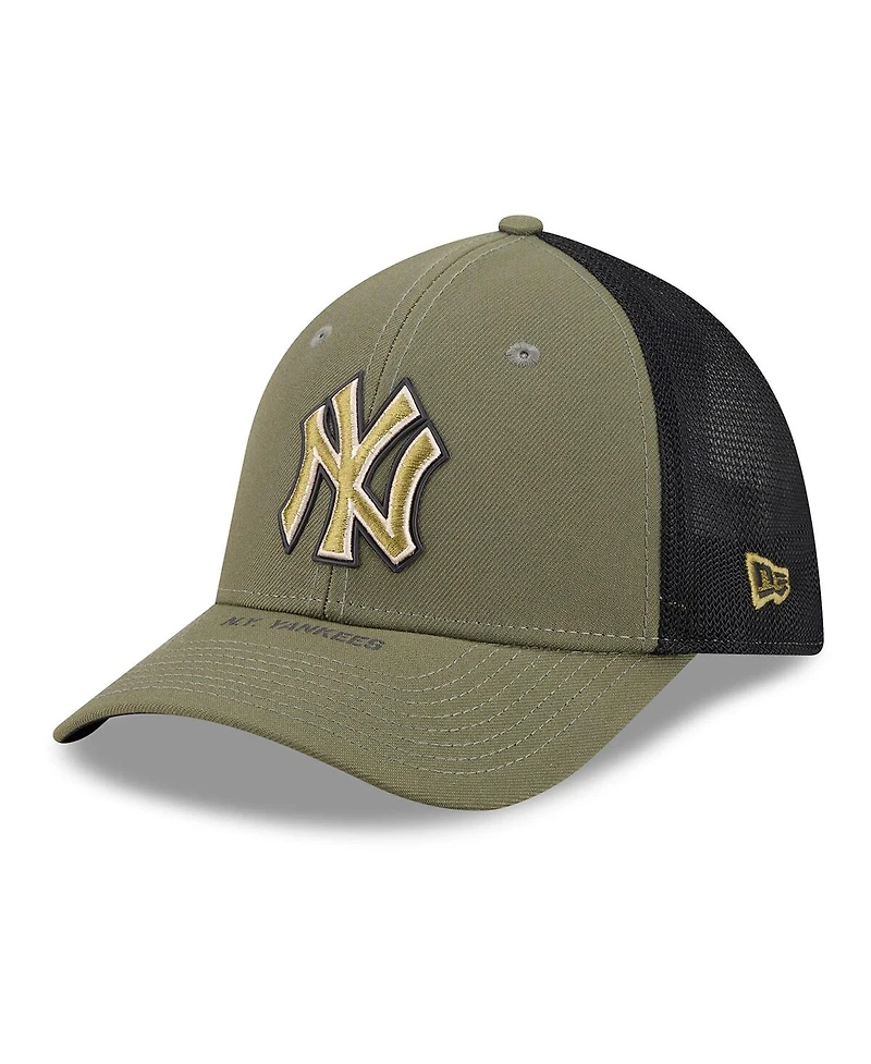 New Era Men's Olive New York Yankees 2026 Armed Forces Day 39THIRTY M-Crown Flex Hat