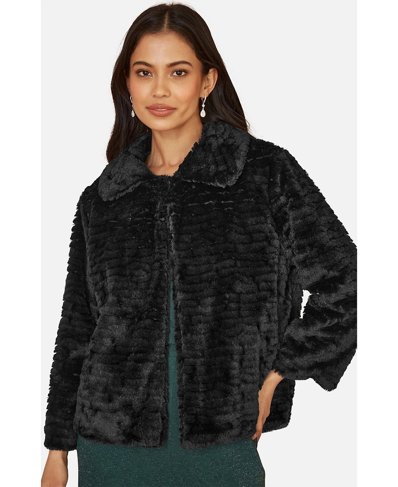 Yumi Women's Faux Fur Short Jacket