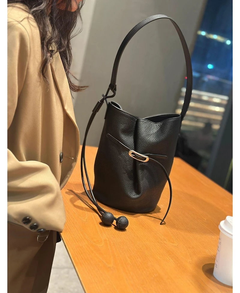 Susu Solene Leather Bucket Bag Minimalist Shoulder Crossbody Purse
