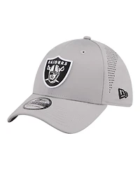New Era Men's Gray Las Vegas Raiders Perforated 39THIRTY Flex Hat