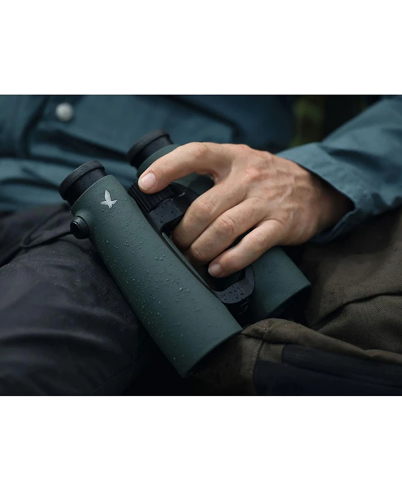 Swarovski Optik 10x42 El Waterproof Roof Prism Binocular with 6.4 Degree Angle of View