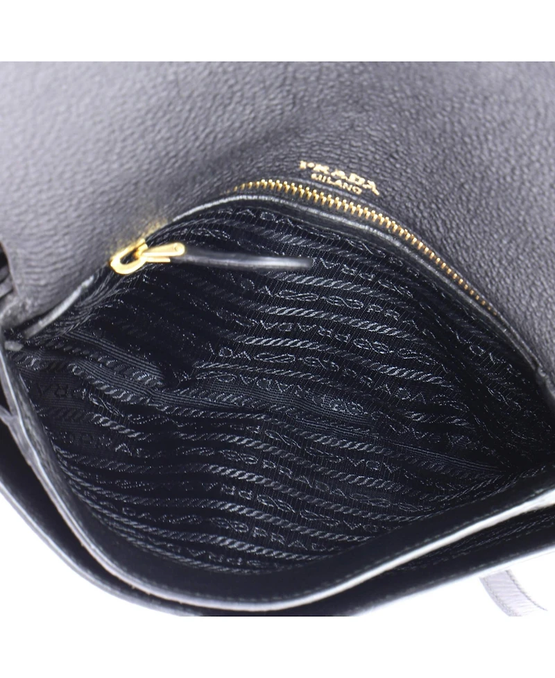Pre-Owned Prada Medium Flap Crossbody Bag Vitello Daino