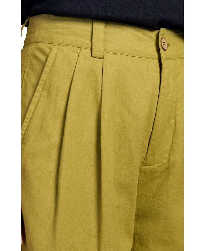 Celtic & Co. Women's Pleat Front Crop Pants