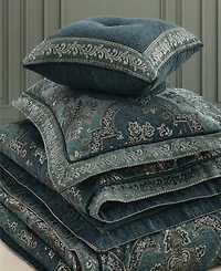 J Queen New York Nancy Floral 4-Piece Comforter Set