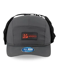 New Era Men's Charcoal Cincinnati Bengals 2025 Sideline Cold Weather Runner Dog Ear Adjustable Hat