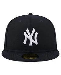 New Era Men's Navy York Yankees Run Mascot 59FIFTY Fitted Hat