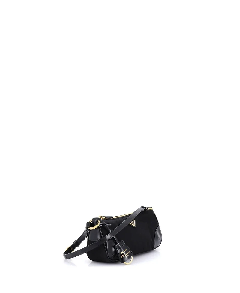 Pre-Owned Prada Re-Edition 2002 Shoulder Bag Re-Nylon and Leather