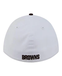 New Era Men's White/Brown Cleveland Browns Patch 39THIRTY A-Frame M-Crown Perforated Flex Hat