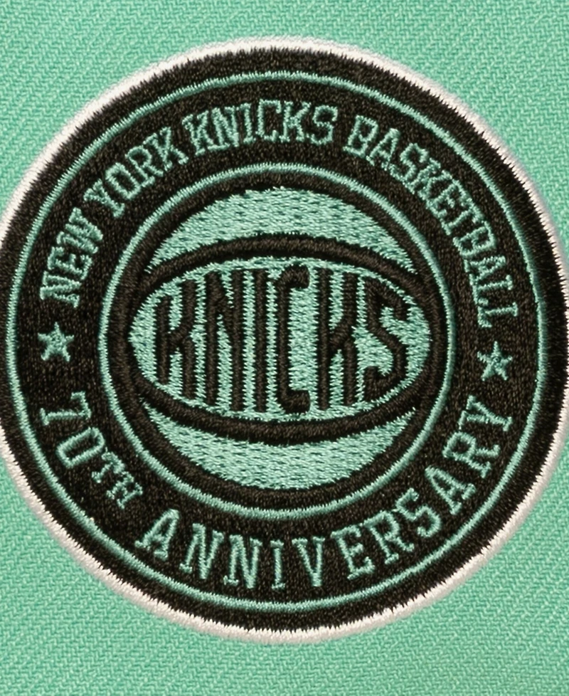 Mitchell & Ness Men's Mint/Black New York Knicks In the City Pro Pinch Snapback Hat