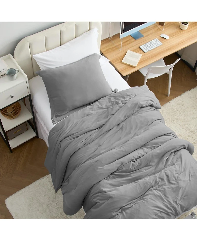 Coma Inducer Chillin Panda Oversized Comforter Set
