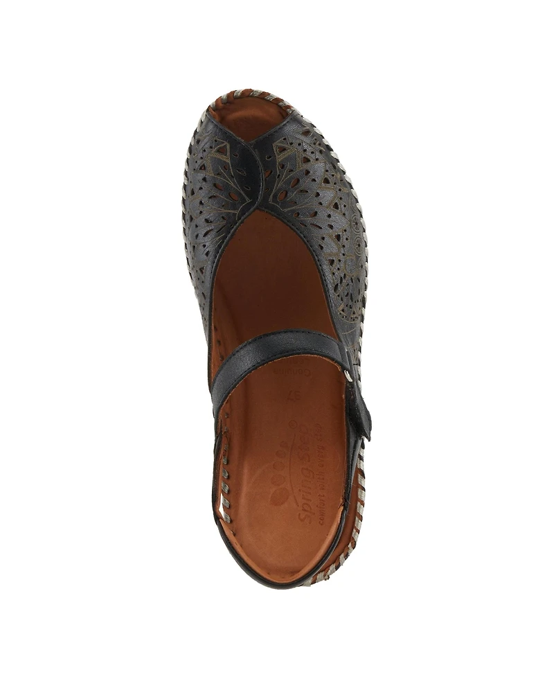 Spring Step Women's Santonio Wedges with Leather Upper