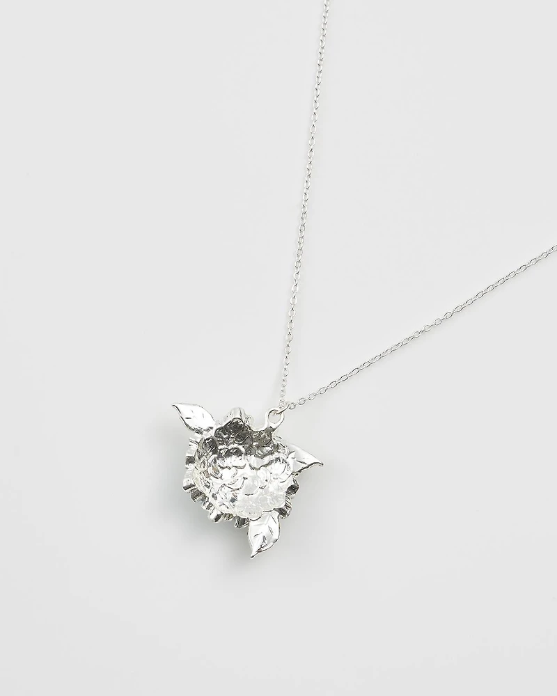 Fable England Hydrangea Necklace Silver