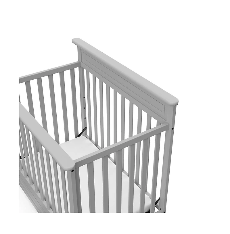 Storkcraft Petal 4-in-1 Convertible Mini Crib