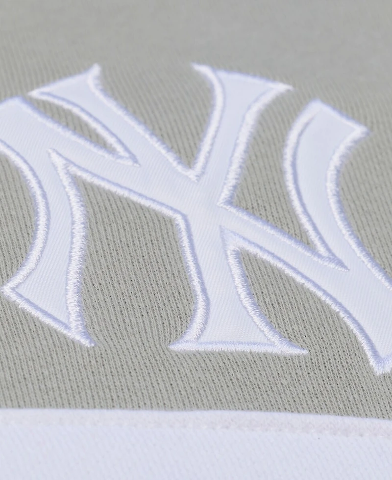 Mitchell & Ness Men's Gray New York Yankees Cooperstown Collection Thunderstorm Head Coach Hoodie