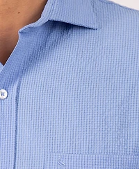 TailorByrd Men's Solid Seersucker Short Sleeve Shirt