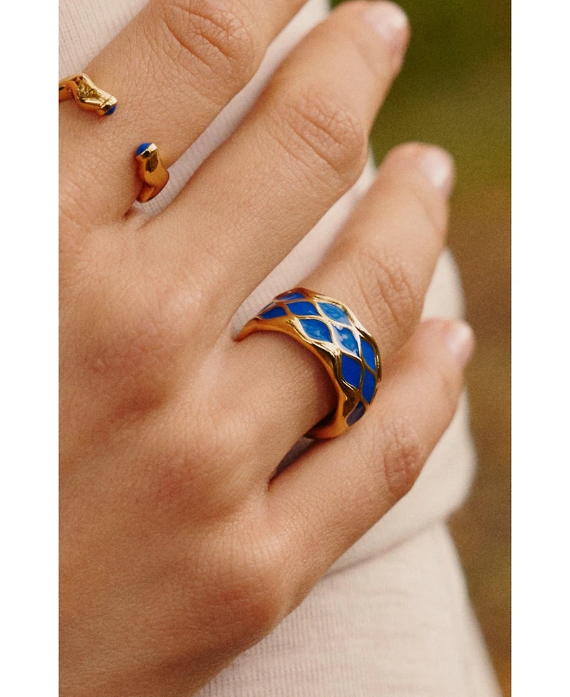 Retro Chic Nirah Ring
