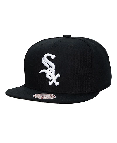 Mitchell & Ness Men's and Women's Black Chicago White Sox Side Logo Snapback Hat
