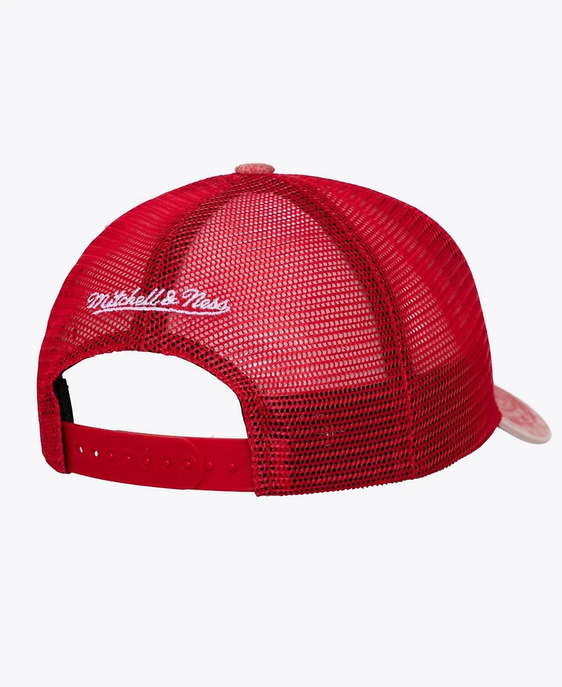 Mitchell & Ness Men's Red Chicago Bulls Gameday Snow Wash Adjustable Trucker Hat