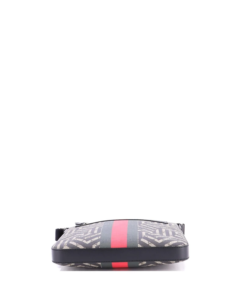 Pre-Owned Gucci Medium Front Zip Messenger Caleido Gg Coated Canvas