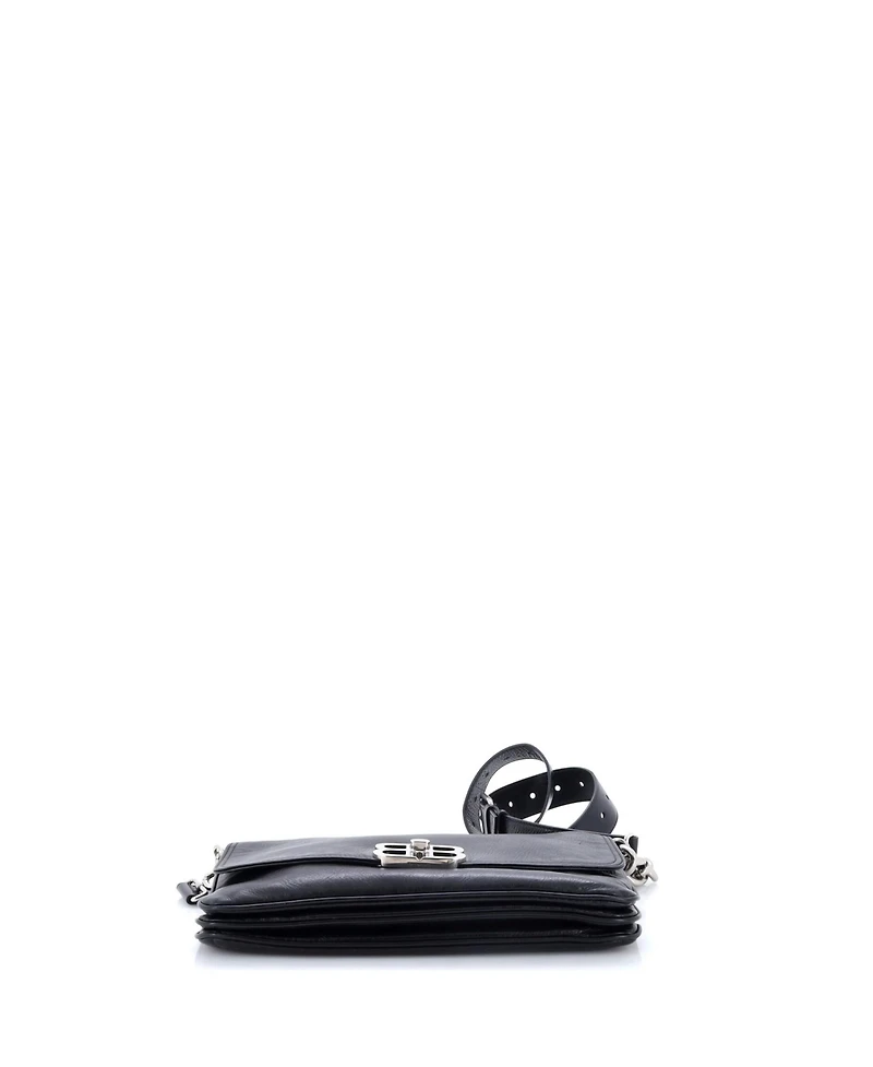 Pre-Owned Balenciaga Medium Bb Soft Flap Bag Leather