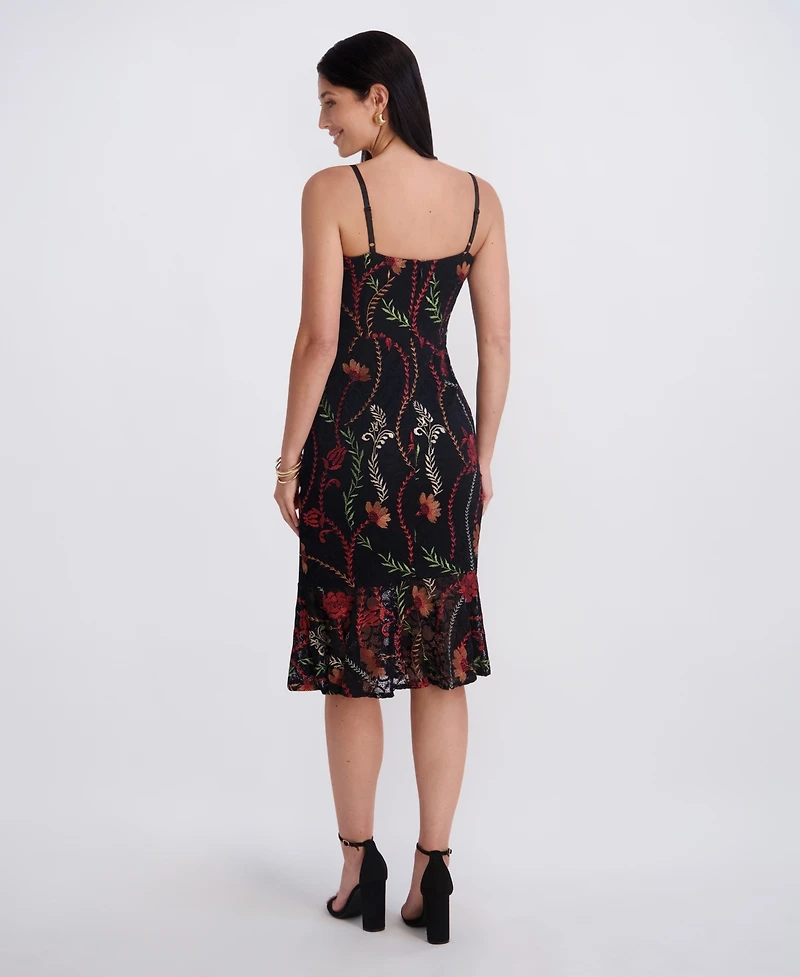 Siena Women's Sweetheart Neck Embroidered Lace Midi Dress