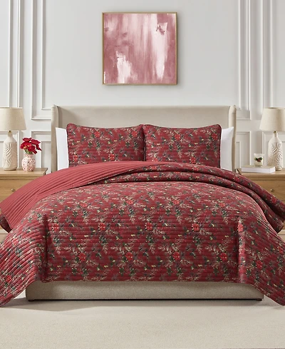 Seventh Studio Poinsettia Quilted 2-Piece Quilt Set, Twin