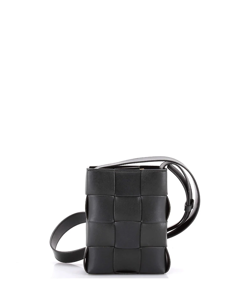 Pre-Owned Bottega Veneta Cassette Phone Holder Crossbody Bag Maxi Intrecciato Leather