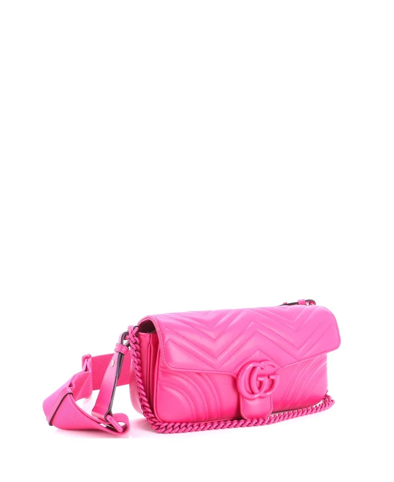 Pre-Owned Gucci Medium Gg Marmont Monochrome Flap Bag Matelasse Leather