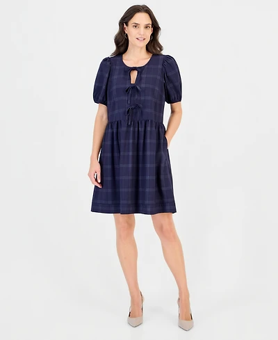 Robbie Bee Petite Candlelight Peach Crewneck Short-Sleeve Dress with Pockets
