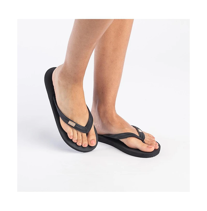 Feelgoodz Women s Classicz Core Natural Rubber Flip-Flop Thong Sandals