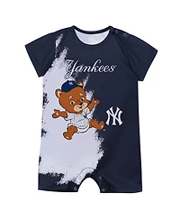 Outerstuff Baby Boys and Girls Navy New York Yankees Mascot Bodysuit