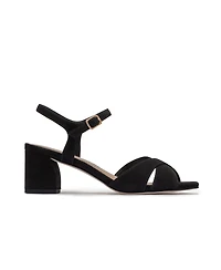 Bernardo Footwear Women's Ginni Mid Heel Sandal