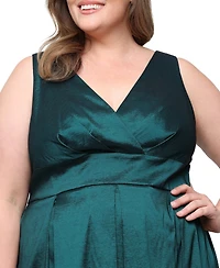 Alex Evenings Plus Sleeveless Taffeta Ball Gown