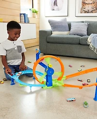 Hot Wheels 1:64 Scale Rapid Launch & Loop Crash & Track Set Playset