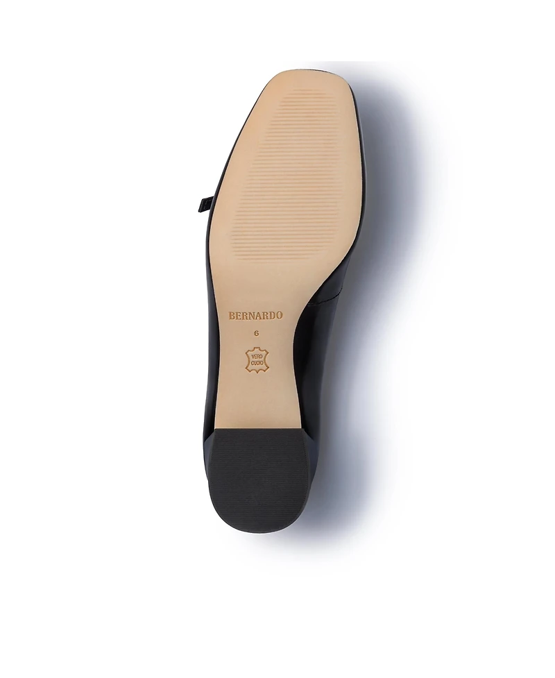 Bernardo Footwear Women's Amelie Mary Jane Pump