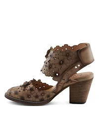 L'Artiste Women's Distinction Pump with Ankle Strap