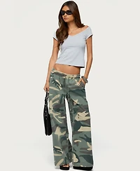 Edikted Women's Calie Off-Shoulder Cropped T-Shirt