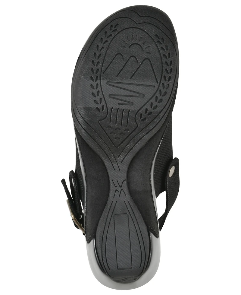 White Mountain Women's Viable Buckle Clogs
