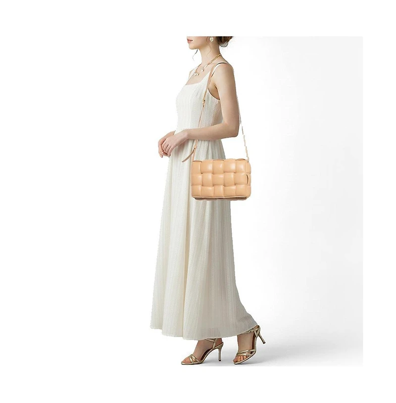 Pre-Owned Bottega Veneta Women's Padded Cassette Intreccio Leather Shoulder Bag