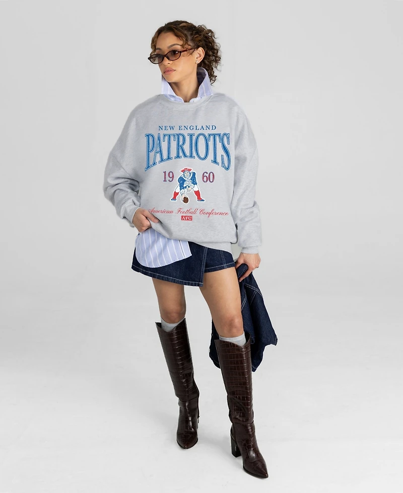 Gameday Couture Women's New England Patriots Instant Classic Oversized Dropped-Shoulder Pullover Sweatshirt