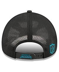 New Era Men's Black Jacksonville Jaguars 2026 Sideline Apex 9FORTY Adjustable Trucker Hat