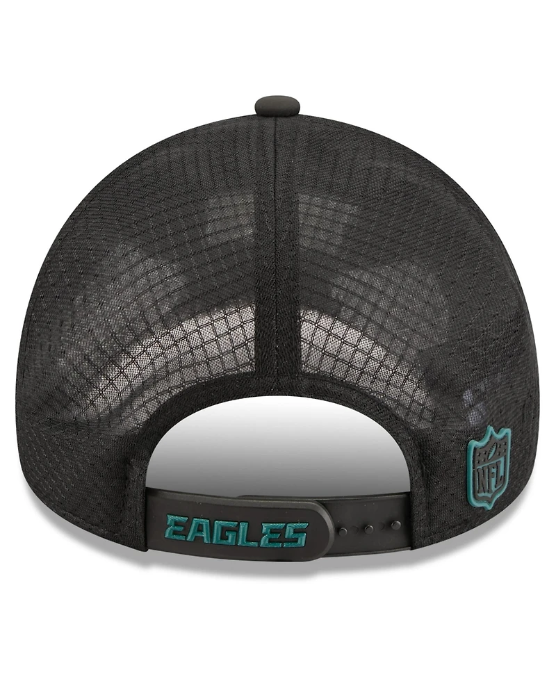 New Era Men's Black Philadelphia Eagles 2026 Sideline Apex 9FORTY Adjustable Trucker Hat