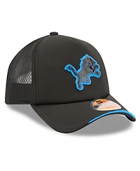 New Era Men's Detroit Lions 2026 Sideline Apex 9FORTY Adjustable Trucker Hat