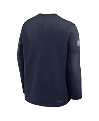 Nike Men's New England Patriots Sideline Coaches Midweight Crewneck Sweatshirt